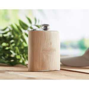 Slim hip flask with a stylish bamboo finish capacity 175ml.