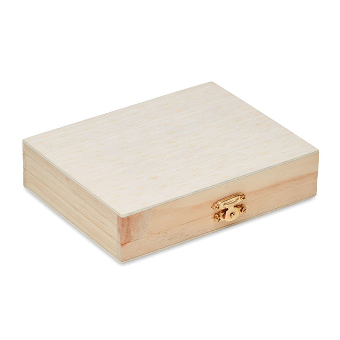 Mini artist's set in wooden box