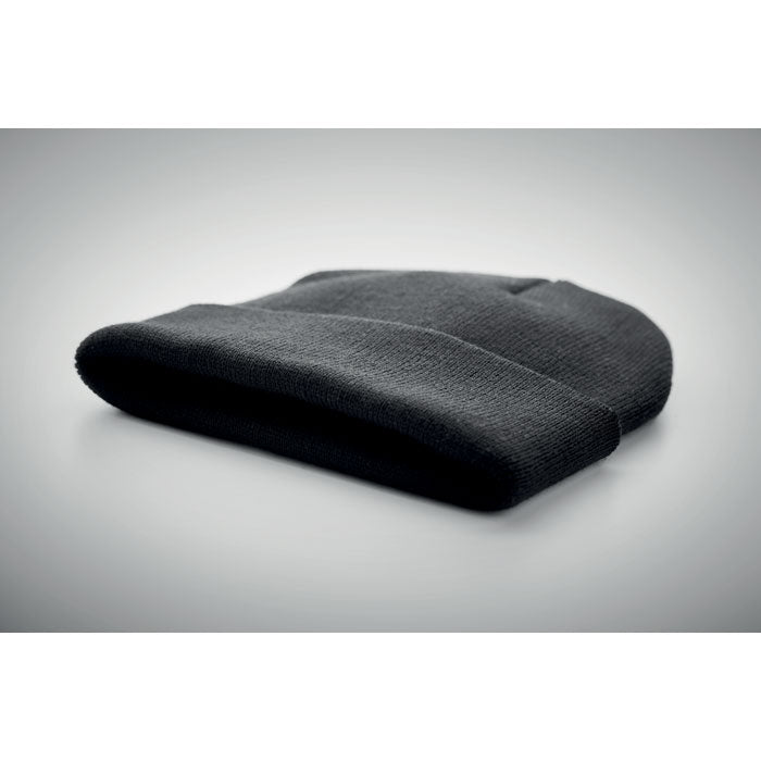 Beanie in soft stretchable RPET polyester