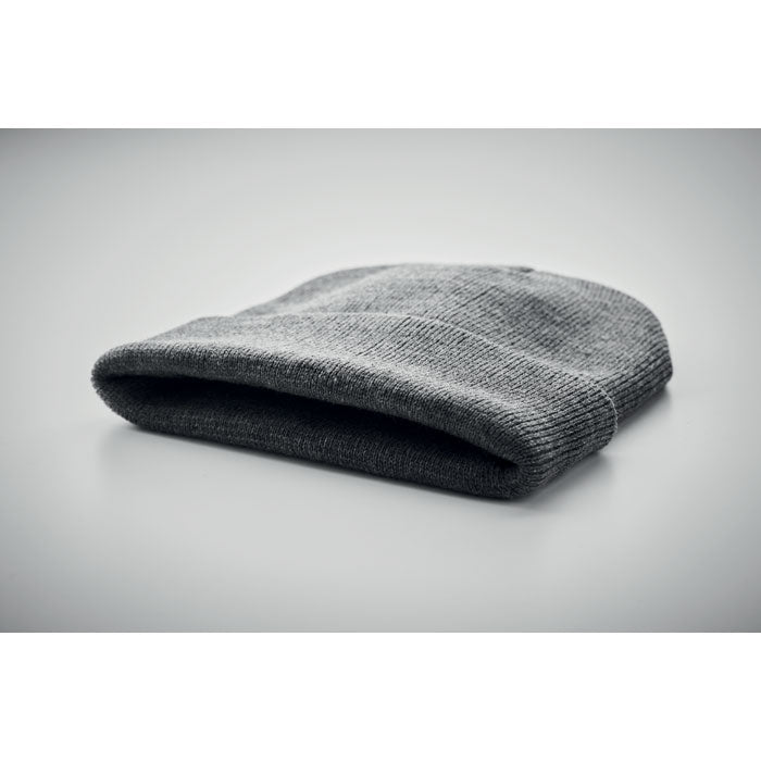 Beanie in soft stretchable RPET polyester