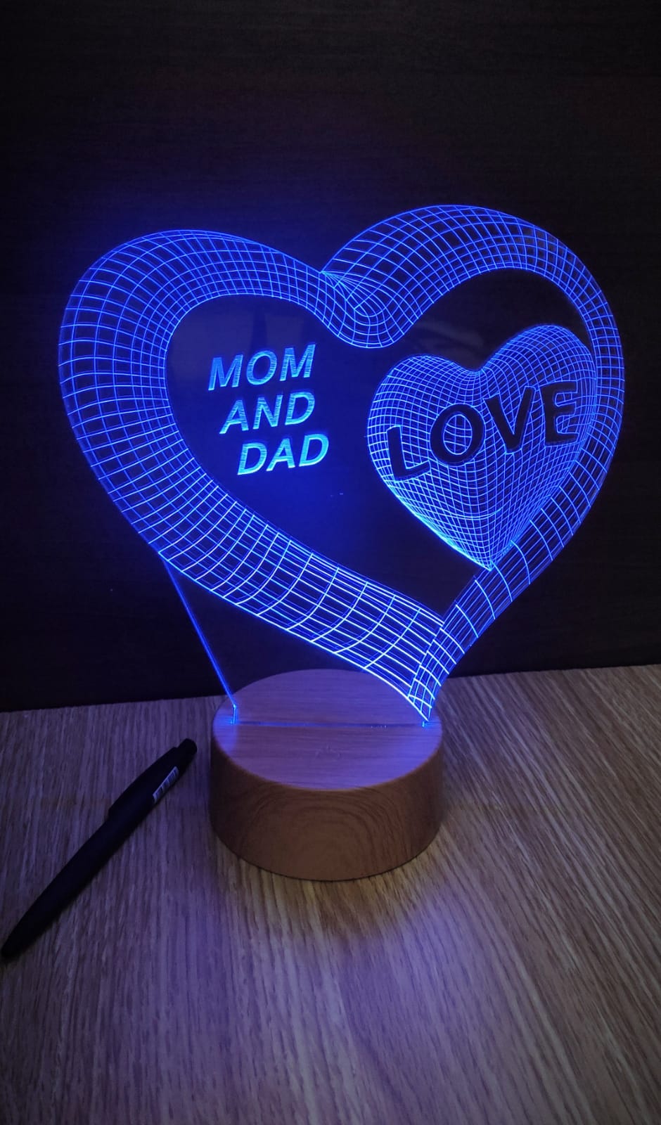 Mom and Dad LOVE 3D Acrylic LED 7 Colour Night Light Touch Table