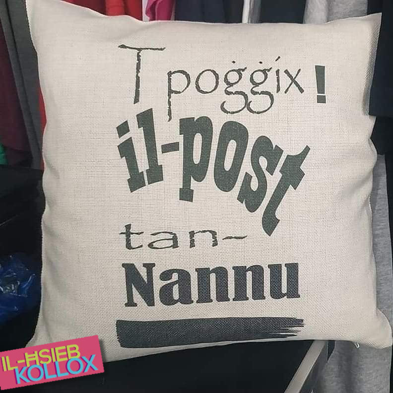 “TPOĠĠIX IL-POST TAN- NANNU…” Personalised Linen Cushion